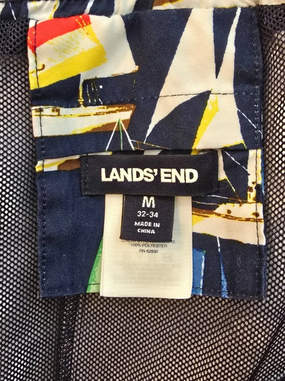 Land's End Men's Sailboat Print Swim Trunks Size M Mesh Lined Nautical Board Sho